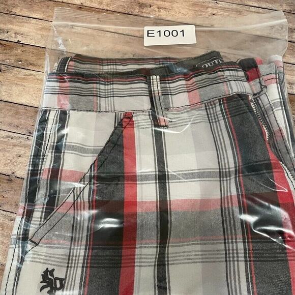 South Pole Shorts Youth 16 Baggy Skater Preppy Hip Hop Plaid Black Red White - Picture 11 of 11